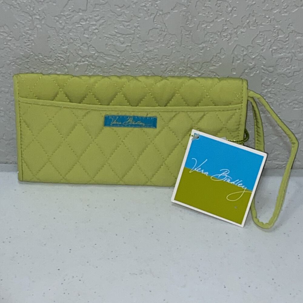 Vera Bradley Quilted‎ Snap Close Wristlet Clutch Wallet Key Lime Green Blue NEW